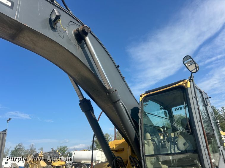 image for item FC5413 2008 John Deere 350D LC excavator