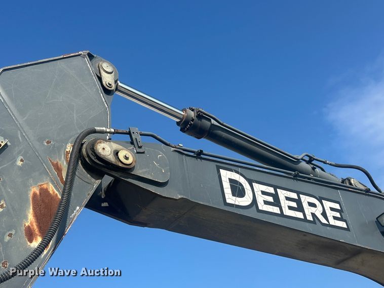 image for item FC5413 2008 John Deere 350D LC excavator