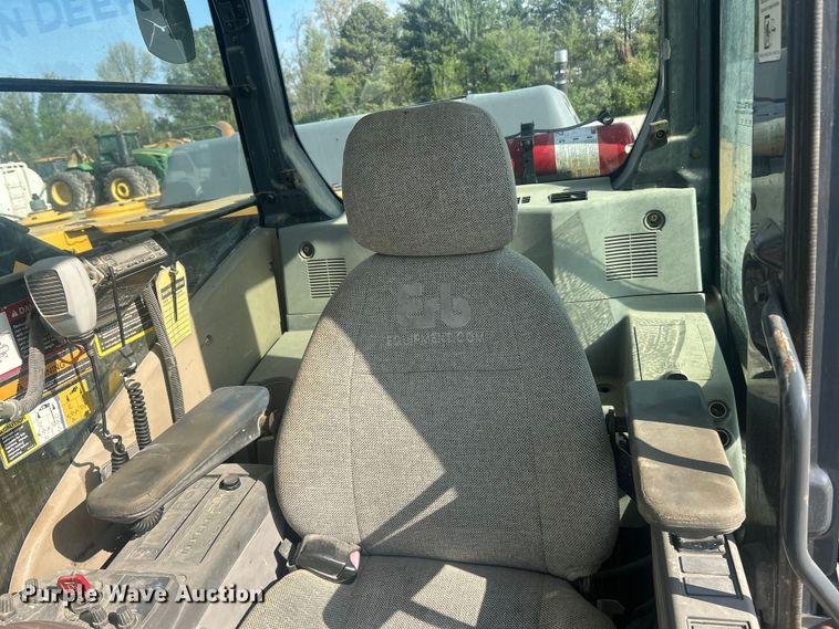 image for item FC5413 2008 John Deere 350D LC excavator