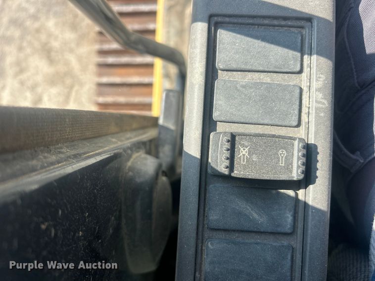 image for item FC5413 2008 John Deere 350D LC excavator