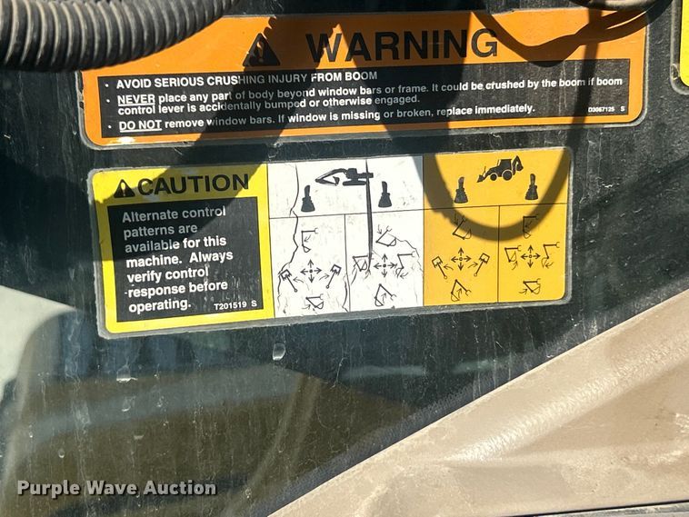 image for item FC5413 2008 John Deere 350D LC excavator