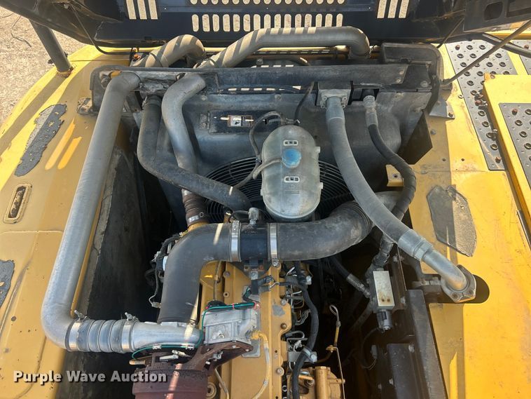 image for item FC5413 2008 John Deere 350D LC excavator