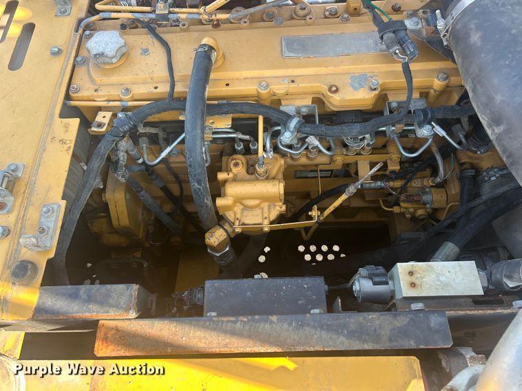 image for item FC5413 2008 John Deere 350D LC excavator