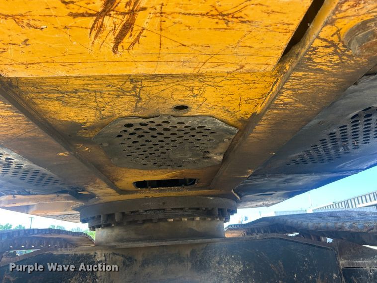 image for item FC5413 2008 John Deere 350D LC excavator