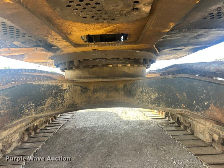 image for item FC5413 2008 John Deere 350D LC excavator