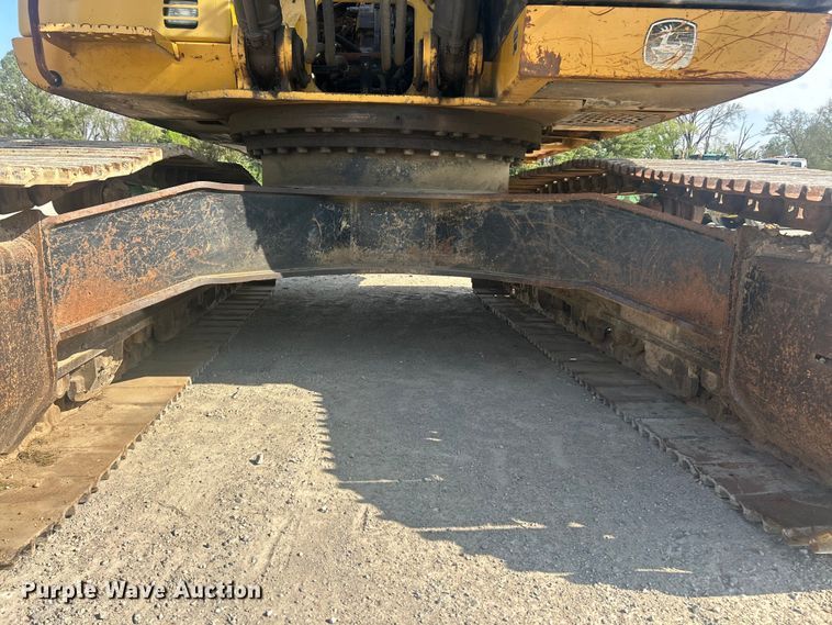 image for item FC5413 2008 John Deere 350D LC excavator