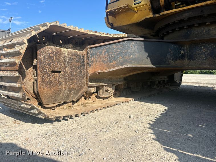 image for item FC5413 2008 John Deere 350D LC excavator