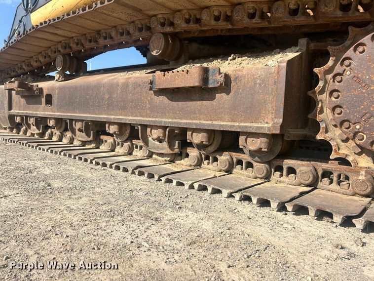 image for item FC5413 2008 John Deere 350D LC excavator