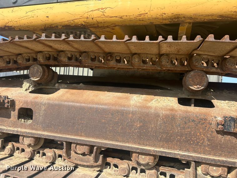 image for item FC5413 2008 John Deere 350D LC excavator