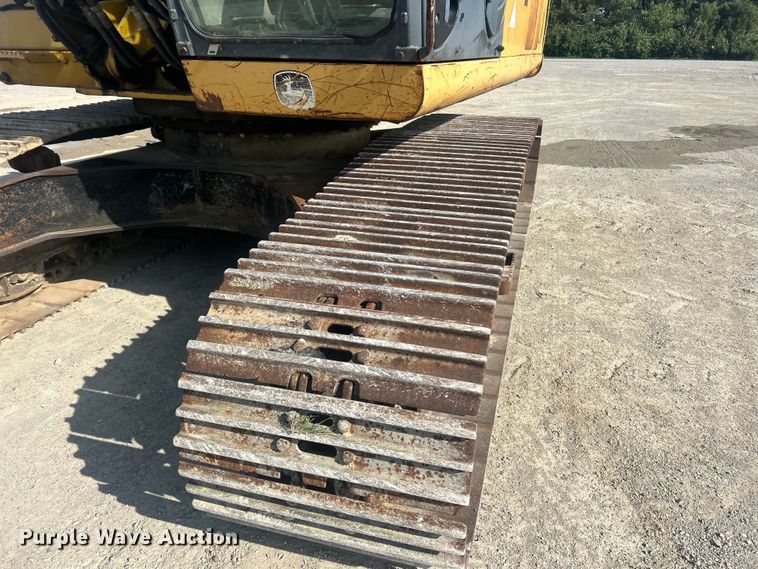 image for item FC5413 2008 John Deere 350D LC excavator