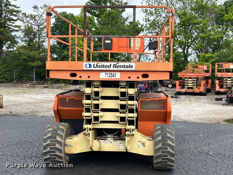 image for item FC5461 JLG 4394RT scissor lift