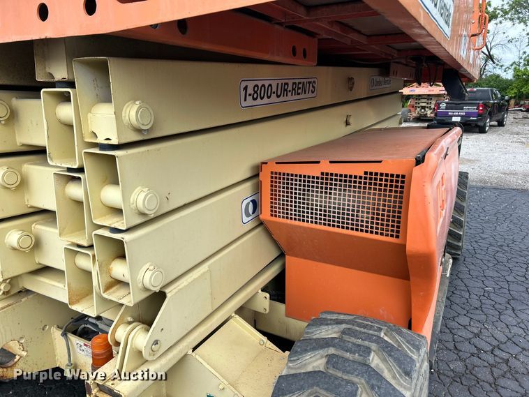 image for item FC5461 JLG 4394RT scissor lift