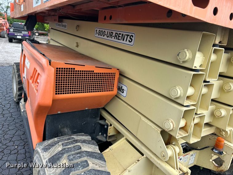 image for item FC5461 JLG 4394RT scissor lift