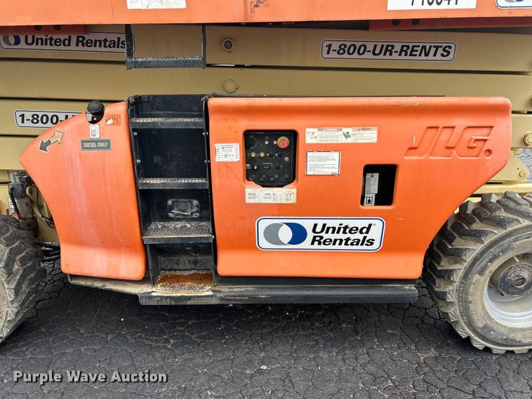 image for item FC5461 JLG 4394RT scissor lift