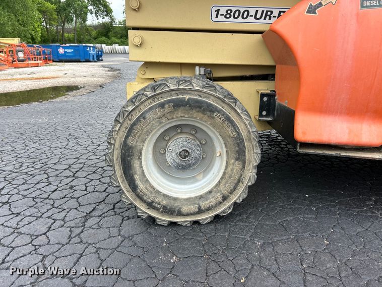 image for item FC5461 JLG 4394RT scissor lift