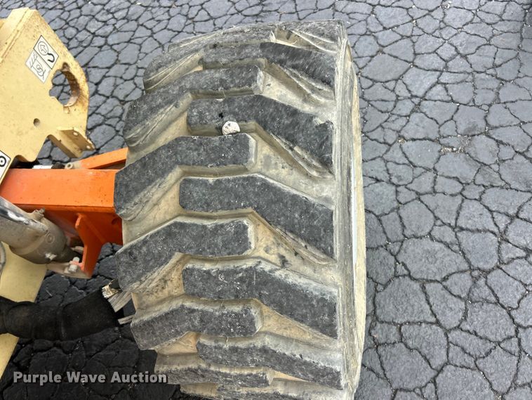 image for item FC5461 JLG 4394RT scissor lift