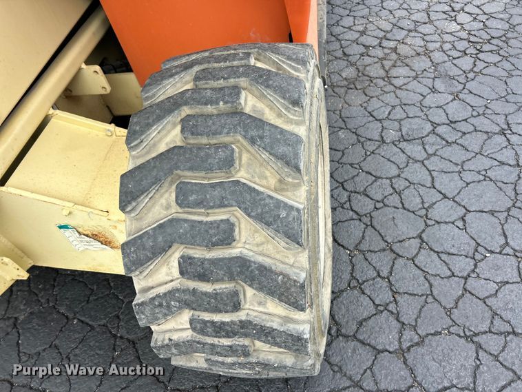image for item FC5461 JLG 4394RT scissor lift