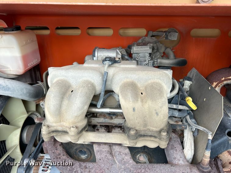 image for item FC5462 2011 JLG 4394RT scissor lift