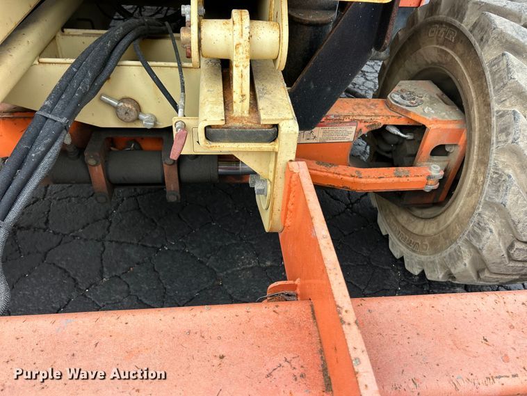 image for item FC5462 2011 JLG 4394RT scissor lift