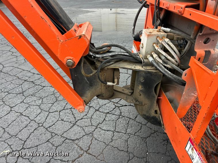 image for item FC5463 2013 JLG 450AJ Series II boom lift
