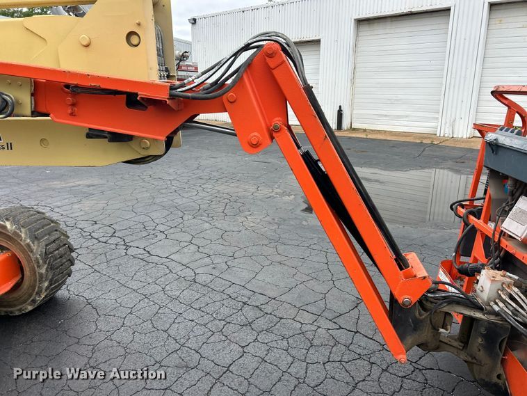 image for item FC5463 2013 JLG 450AJ Series II boom lift