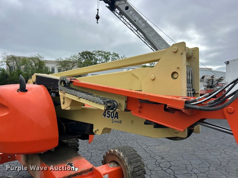 image for item FC5463 2013 JLG 450AJ Series II boom lift