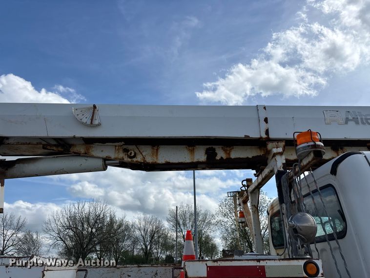 image for item FG0243 2004 Freightliner Business Class M2 digger derrick truck