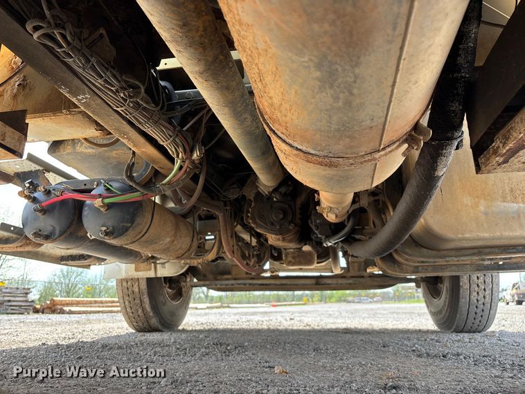 image for item FG0243 2004 Freightliner Business Class M2 digger derrick truck