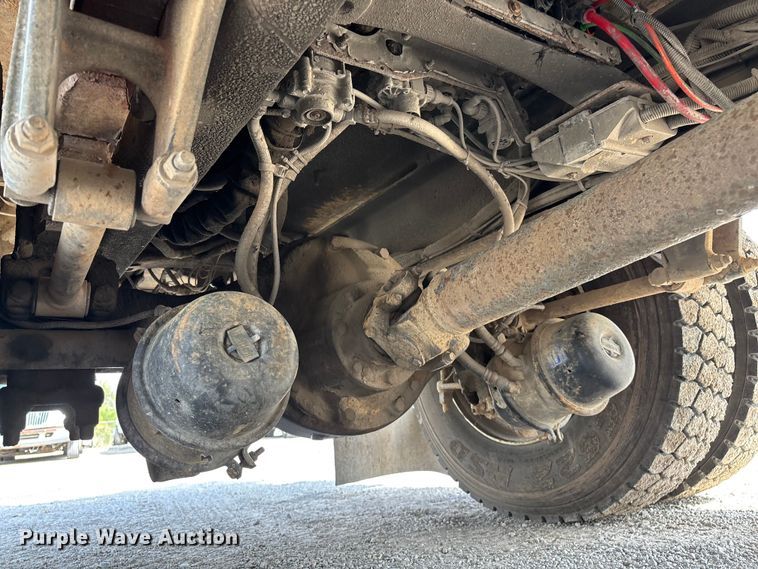 image for item FG0243 2004 Freightliner Business Class M2 digger derrick truck