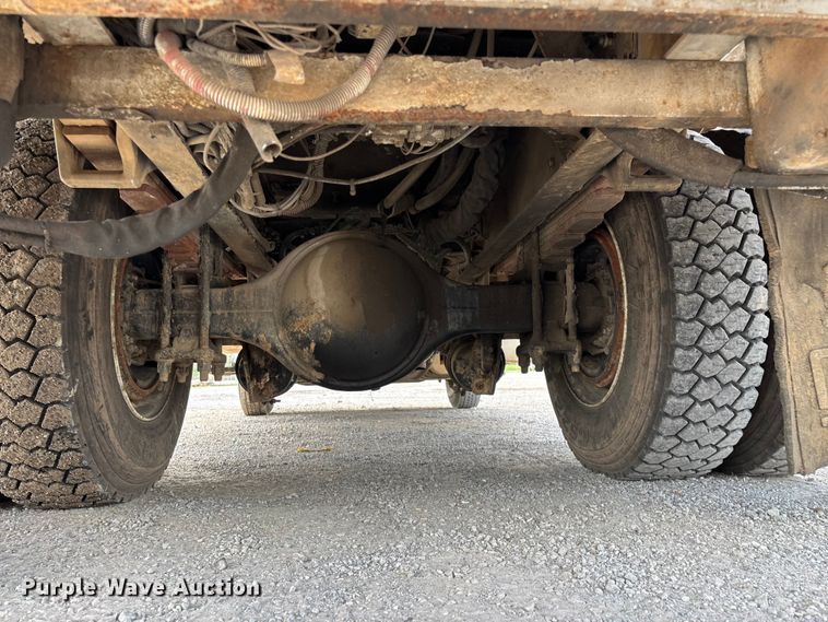 image for item FG0243 2004 Freightliner Business Class M2 digger derrick truck