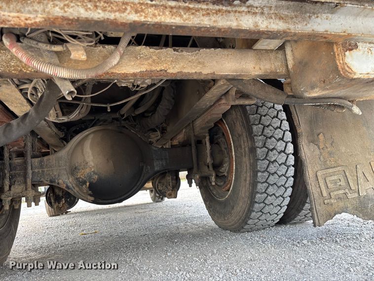 image for item FG0243 2004 Freightliner Business Class M2 digger derrick truck