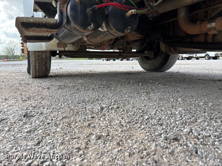 image for item FG0243 2004 Freightliner Business Class M2 digger derrick truck