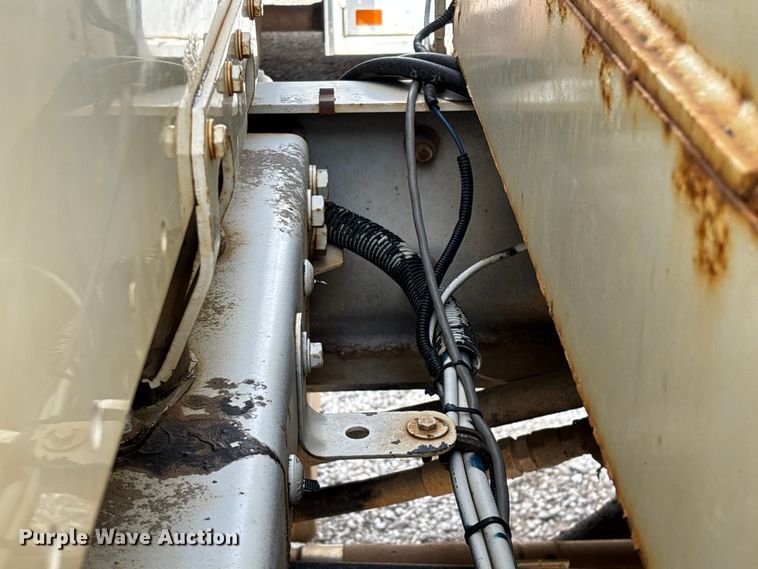 image for item FG0243 2004 Freightliner Business Class M2 digger derrick truck