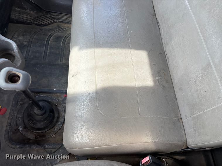 image for item FG0243 2004 Freightliner Business Class M2 digger derrick truck