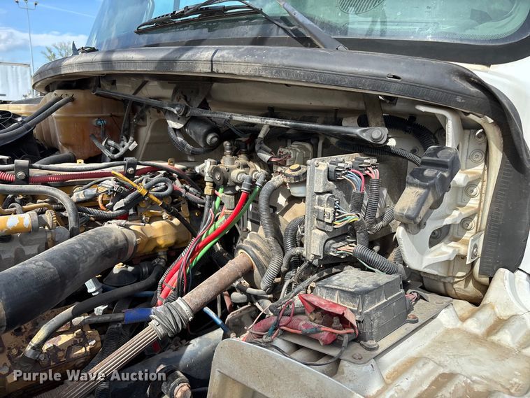 image for item FG0243 2004 Freightliner Business Class M2 digger derrick truck