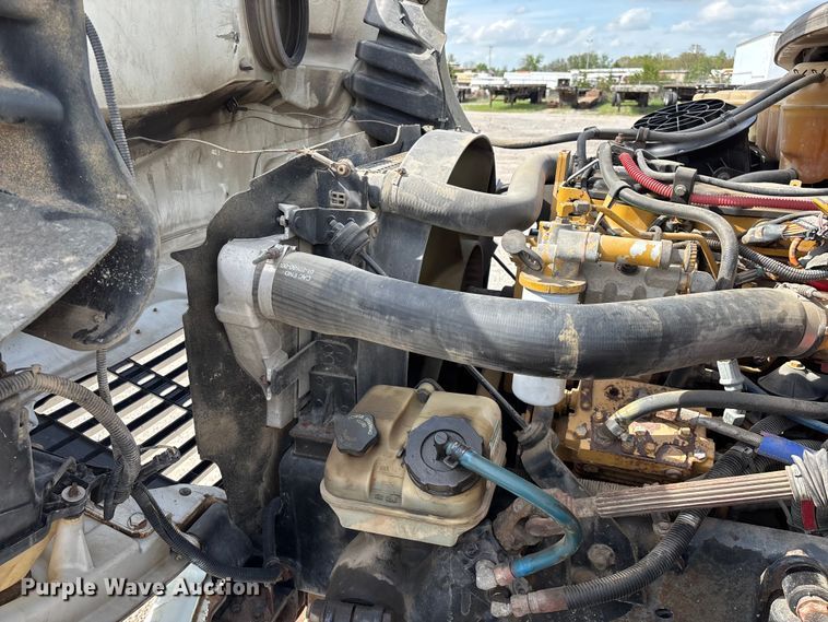 image for item FG0243 2004 Freightliner Business Class M2 digger derrick truck