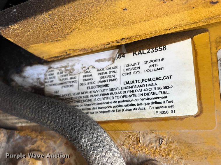 image for item FG0243 2004 Freightliner Business Class M2 digger derrick truck