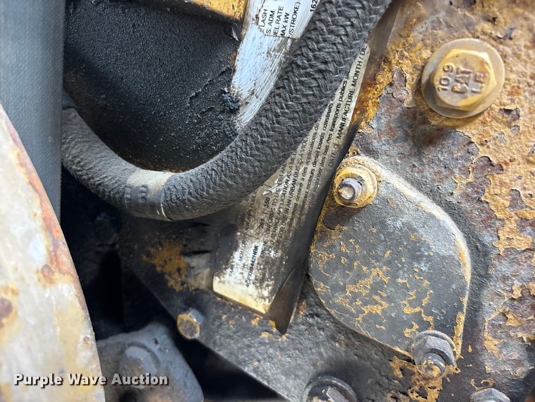 image for item FG0243 2004 Freightliner Business Class M2 digger derrick truck