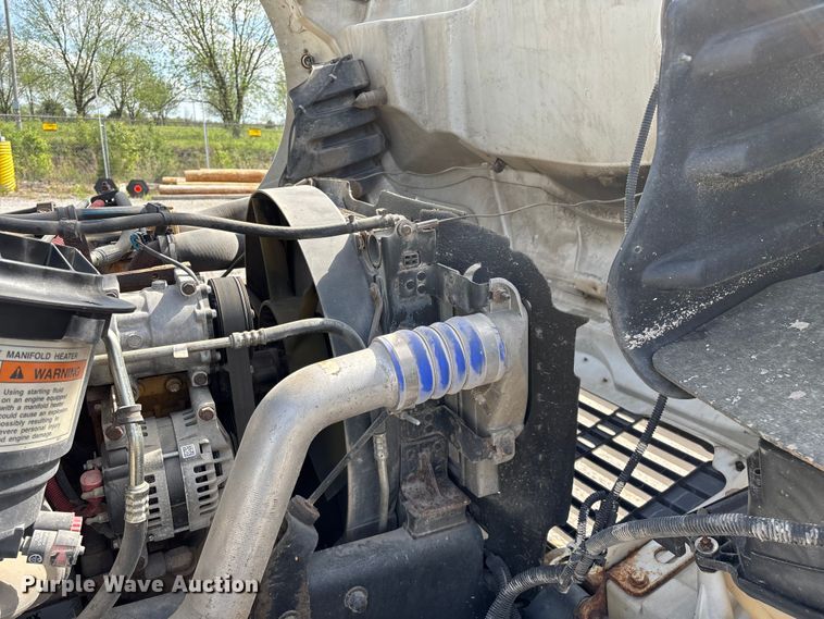 image for item FG0243 2004 Freightliner Business Class M2 digger derrick truck