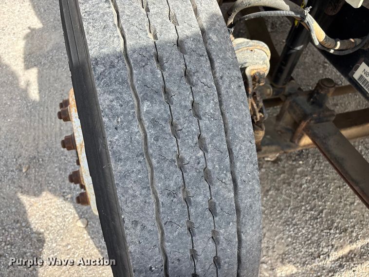 image for item FG0243 2004 Freightliner Business Class M2 digger derrick truck