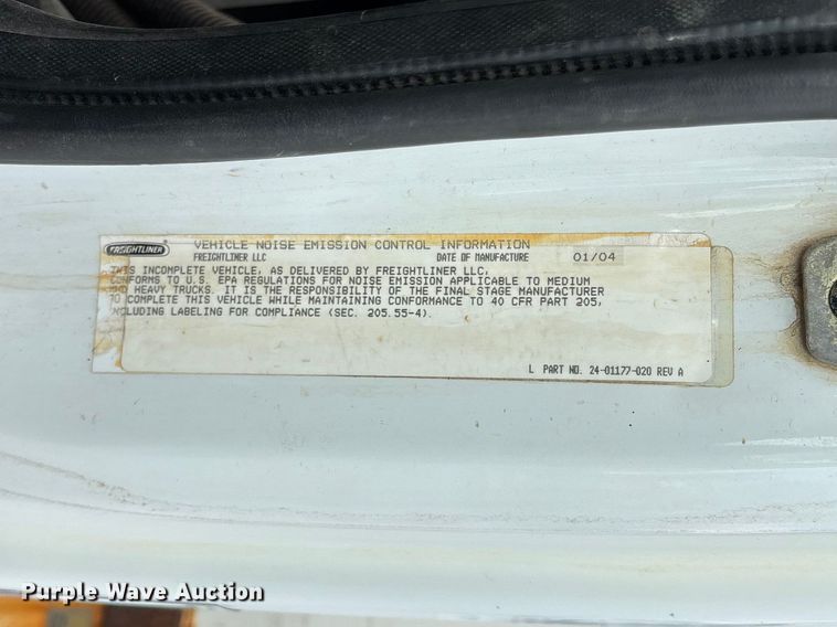 image for item FG0243 2004 Freightliner Business Class M2 digger derrick truck