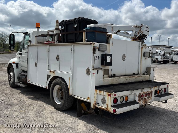 image for item FG0244 2007 International 4300 utility / service truck