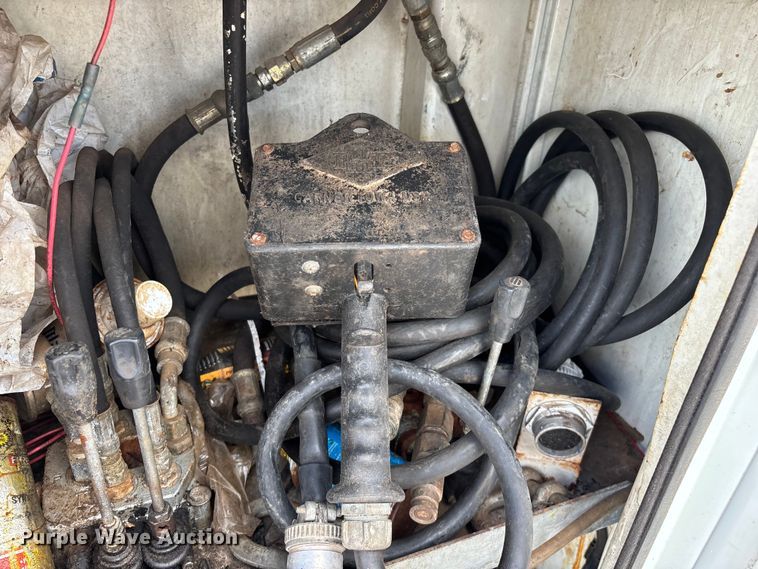 image for item FG0244 2007 International 4300 utility / service truck