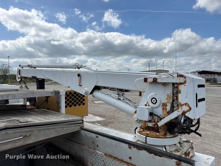 image for item FG0244 2007 International 4300 utility / service truck