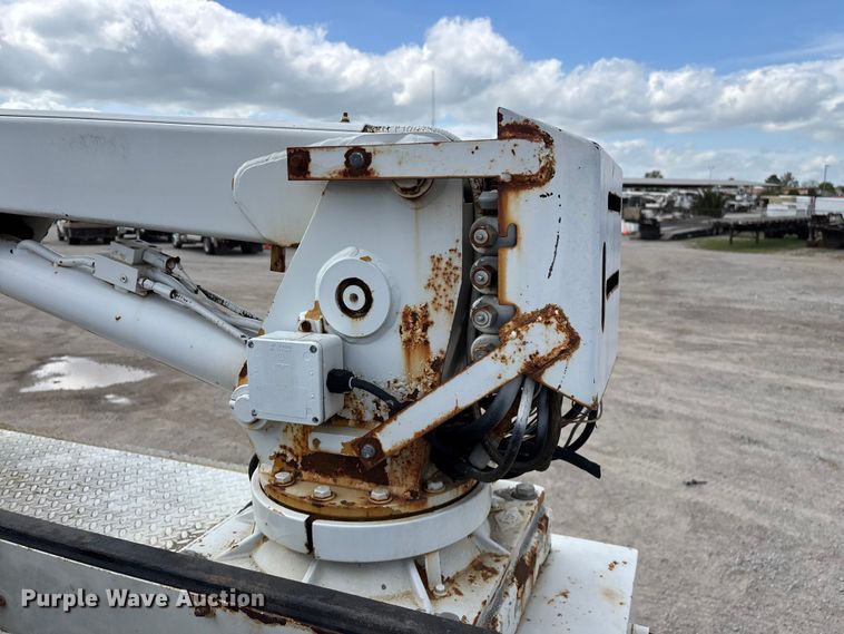 image for item FG0244 2007 International 4300 utility / service truck