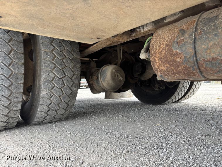 image for item FG0244 2007 International 4300 utility / service truck