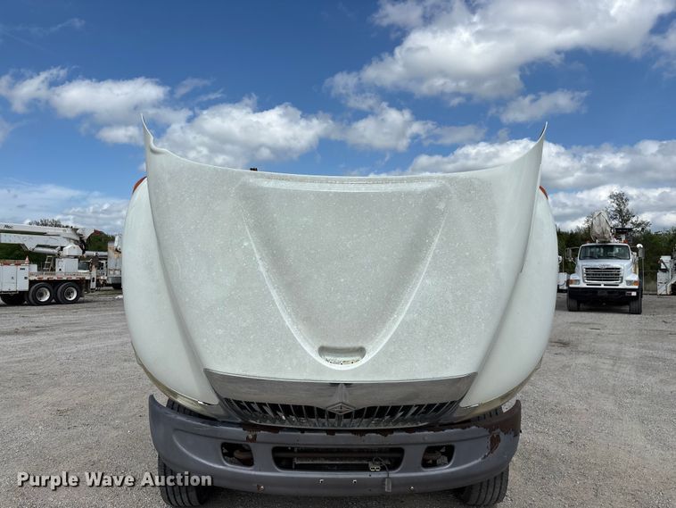 image for item FG0244 2007 International 4300 utility / service truck