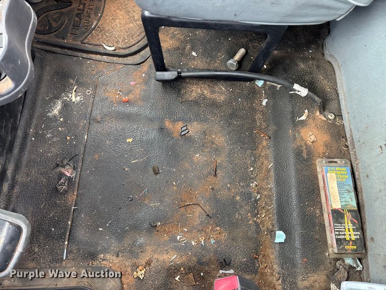 image for item FG0244 2007 International 4300 utility / service truck