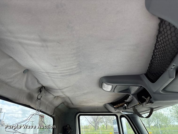 image for item FG0244 2007 International 4300 utility / service truck