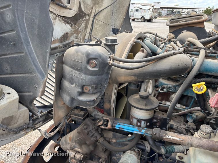 image for item FG0244 2007 International 4300 utility / service truck